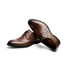 Pointe de l&#39;aile chaussures pour hommes en cuir brunis